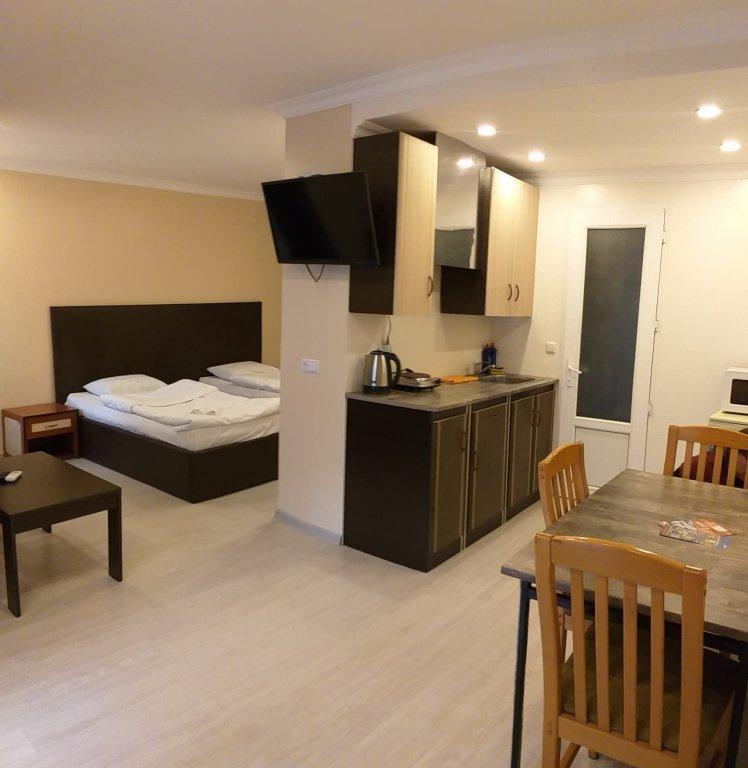 Merien Hotel 예레반 외부 사진