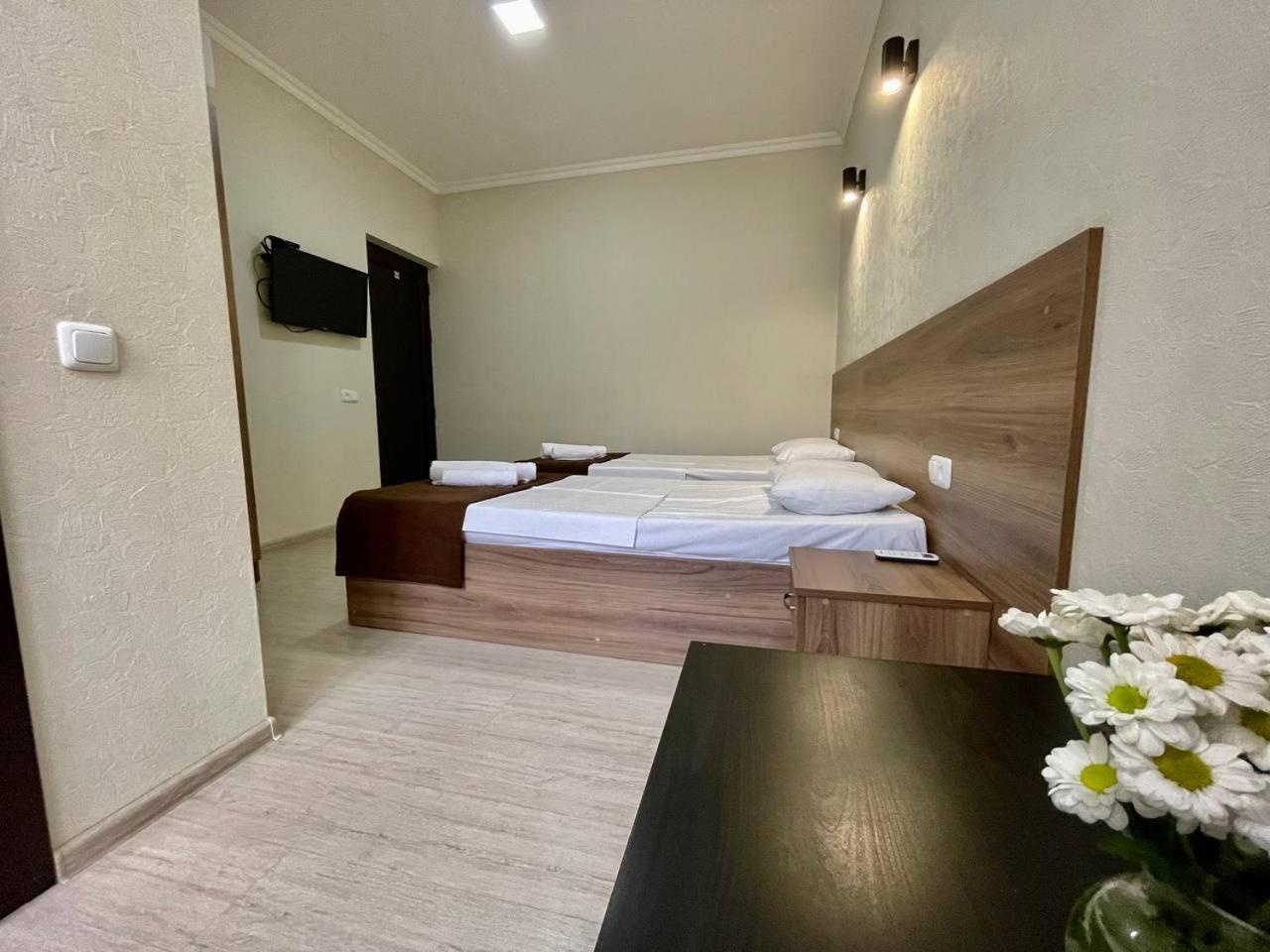 Merien Hotel 예레반 외부 사진